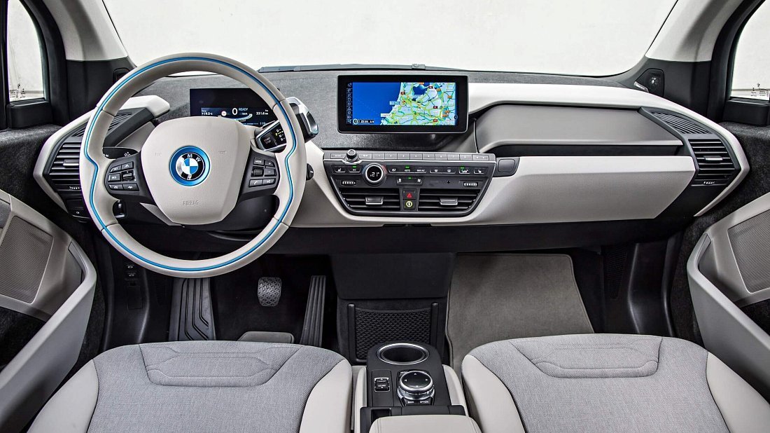 BMW i3 BEV 60 Ah (2013-2017) interior, front seat, driver seat, dashboard, steering wheel, infotainment, cockpit