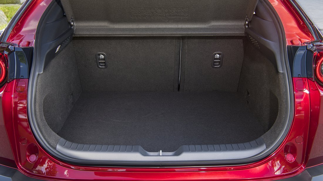 Mazda MX-30 Electric (2020-…) trunk, boot, seats up, seats upright, cargo space, cargo volume, cargo capacity, storage