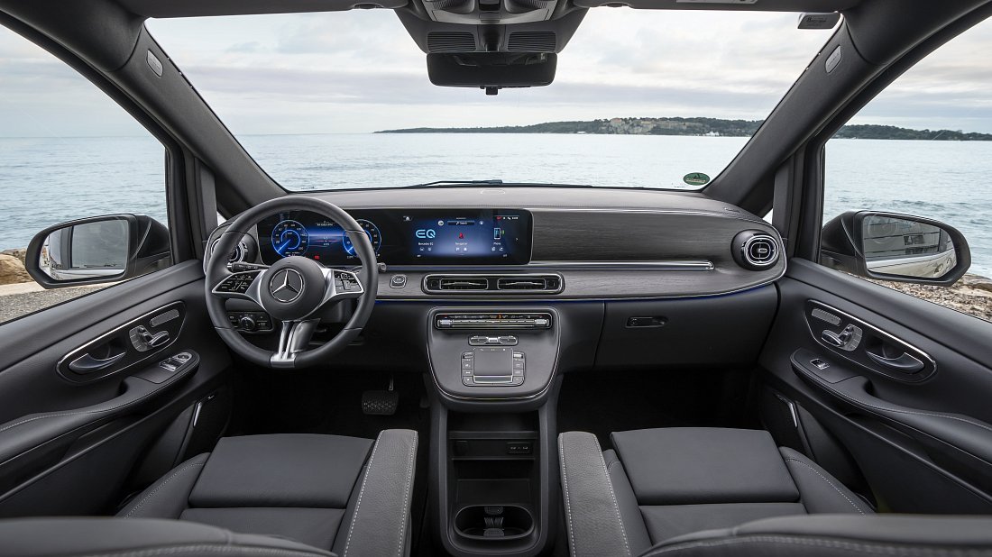 Mercedes EQV 300 Long (2024-...) interior photo, front seat, driver seat, dashboard, steering wheel, infotainment, cockpit