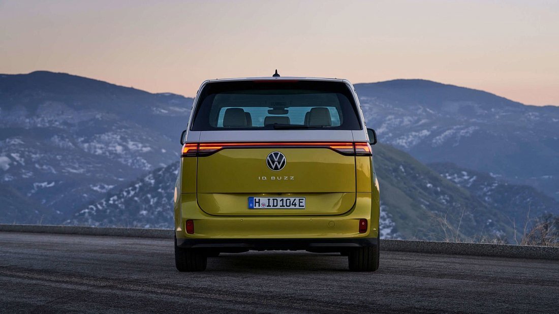 Volkswagen ID.Buzz Pro (2022-2024) rear view, taillights, trunk, spoiler, badge, bumper, exterior