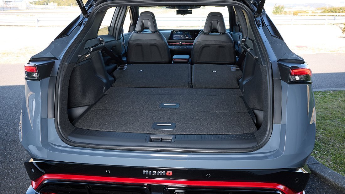 Nissan Ariya 87 kWh e-4ORCE AWD Nismo (2024-…) folded trunk photo, boot, expanded, folded seats, maximum volume, max cargo, max capacity, max storage