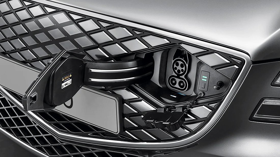 Genesis Electrified G80 AWD (2022-…) charge port USA, charging, inlet, plug, connector