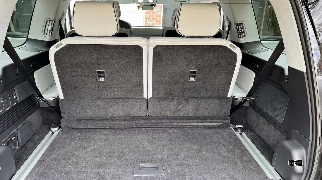 Rivian R1S Performance Dual-Motor AWD Large (2023-2024) trunk, boot, seats up, seats upright, cargo space, cargo volume, cargo capacity, storage