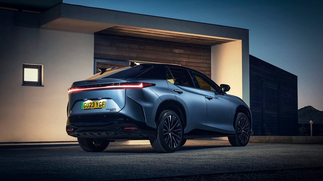 Lexus RZ 550e F Sport (2025-…) rear quarter photo, three-quarter view, diagonal, exterior