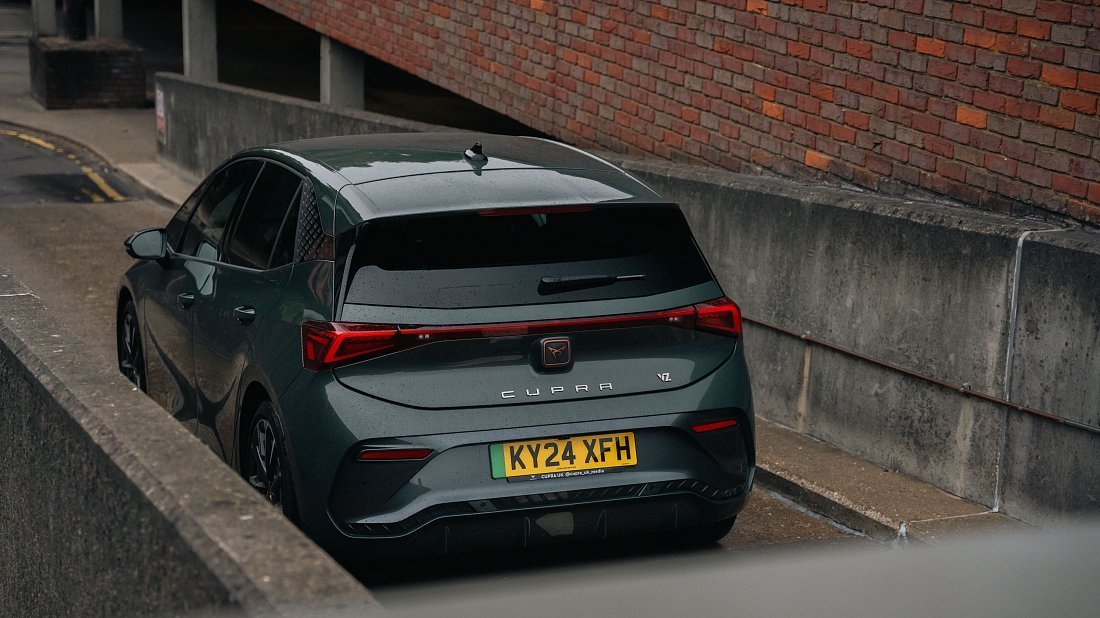 Cupra Born VZ (2024-…) rear view, taillights, trunk, spoiler, badge, bumper, exterior