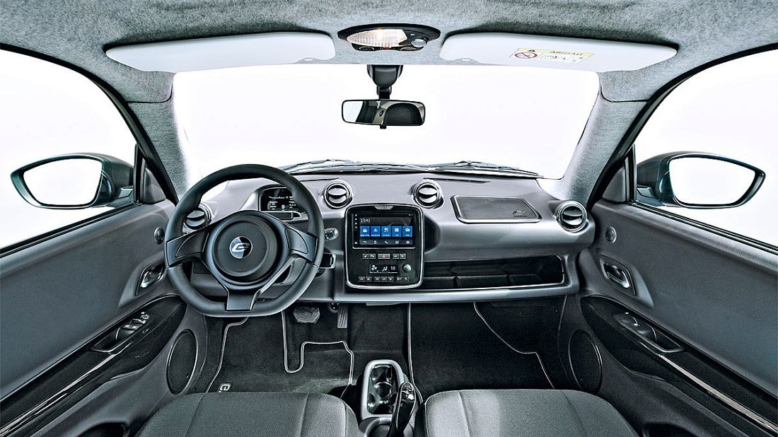 e.Go Life 20 (2020-2022) interior photo, front seat, driver seat, dashboard, steering wheel, infotainment, cockpit