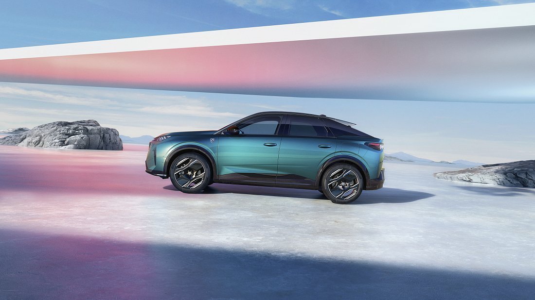 Peugeot e-3008 98 kWh Long Range FWD (2024-…) side profile, silhouette, doors, wheels, exterior