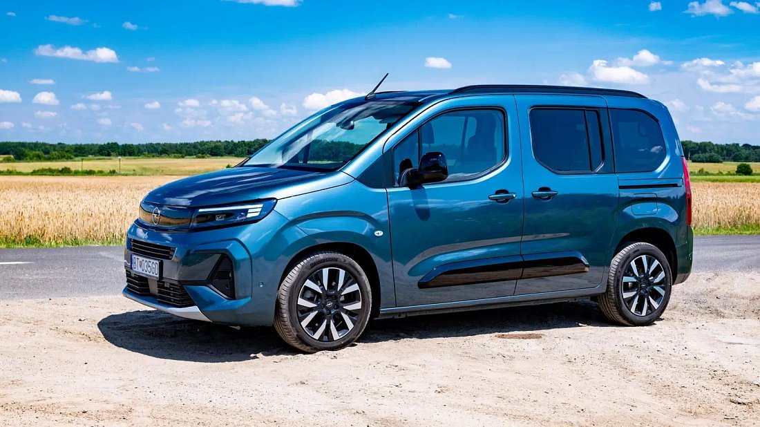 Opel Combo Electric Life 52 kWh (2024-...) front view, front quarter, diagonal, exterior