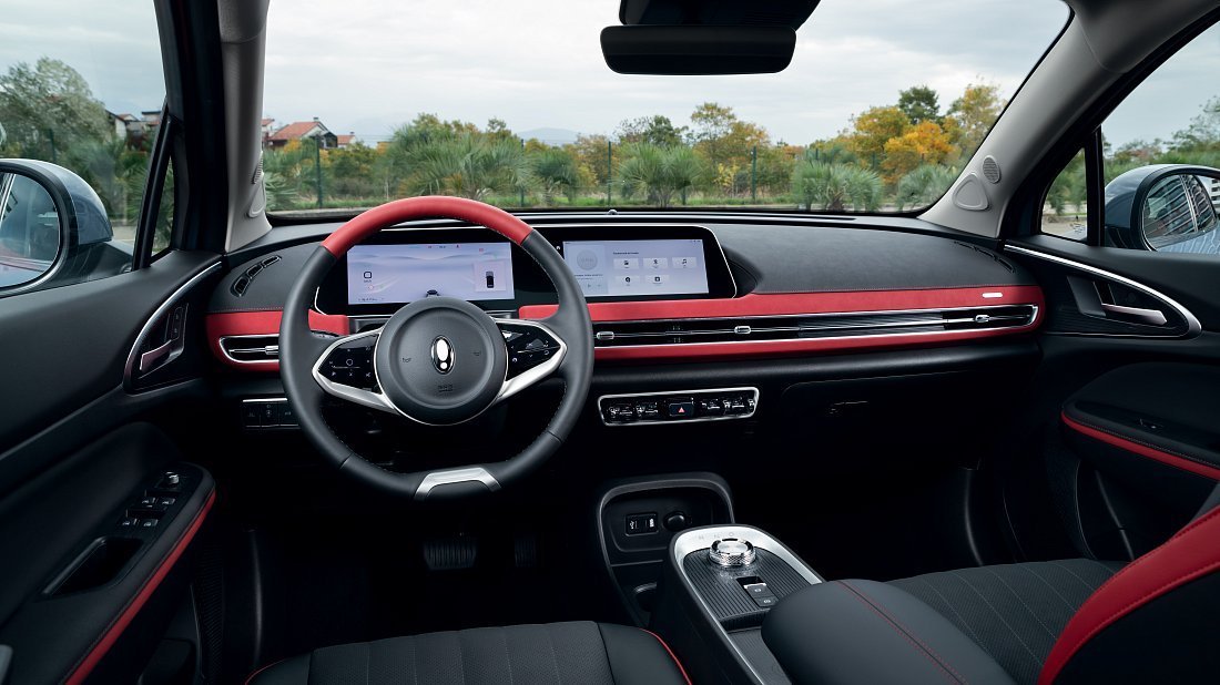 GWM ORA 03 GT (2023-…) interior photo, front seat, driver seat, dashboard, steering wheel, infotainment, cockpit