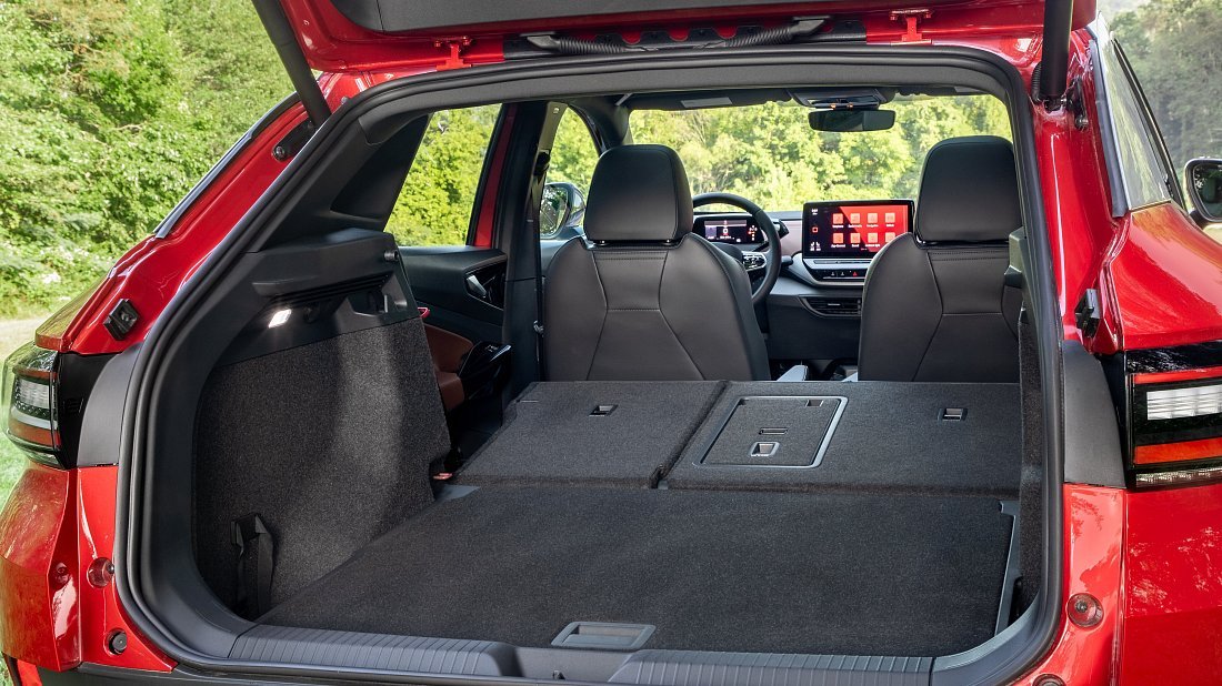 Volkswagen ID.4 GTX (2025-...) folded trunk photo, boot, expanded, folded seats, maximum volume, max cargo, max capacity, max storage