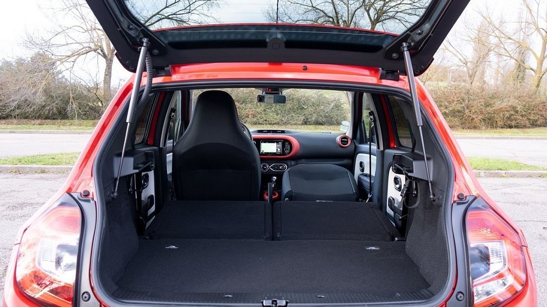 Renault Twingo Z.E. (2020-2024) trunk, boot, expanded, folded seats, maximum volume, max cargo, max capacity, max storage
