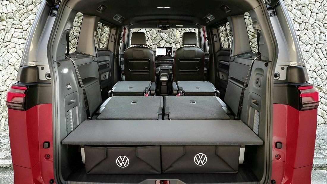 Volkswagen ID.Buzz GTX (2024-…) trunk, boot, expanded, folded seats, maximum volume, max cargo, max capacity, max storage
