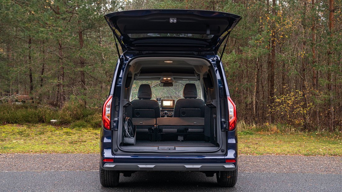Renault Kangoo E-Tech Electric (2022-…) trunk, boot, expanded, folded seats, maximum volume, max cargo, max capacity, max storage
