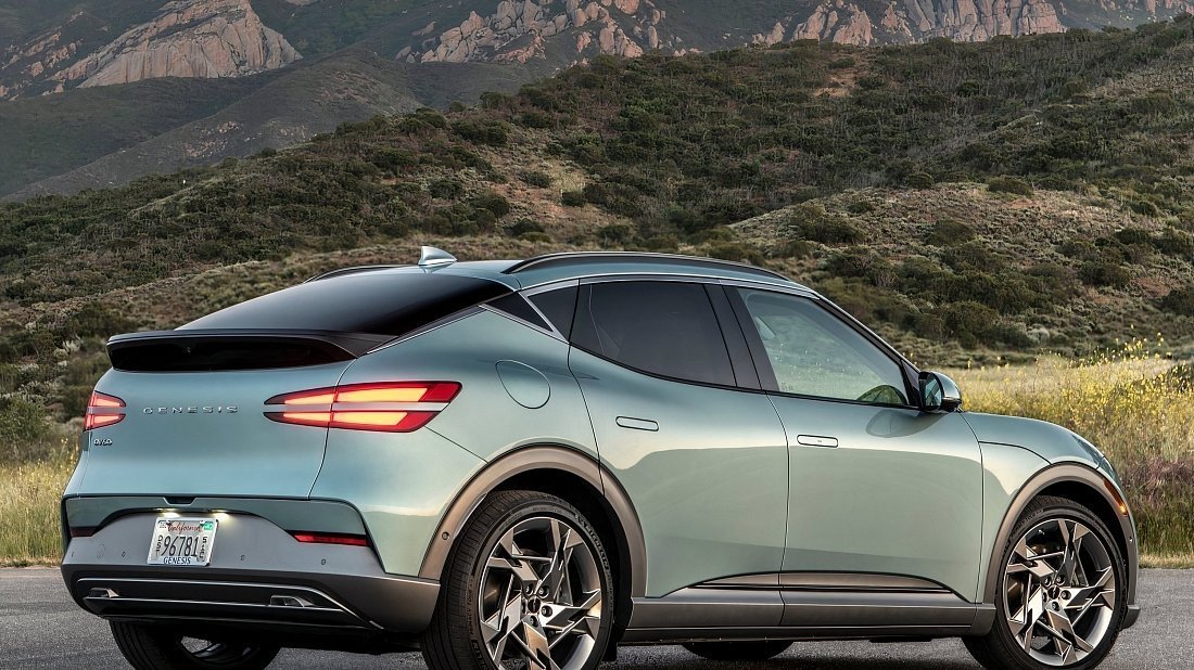 Genesis GV60 Standard AWD (2024-…) rear quarter, three-quarter view, diagonal, exterior