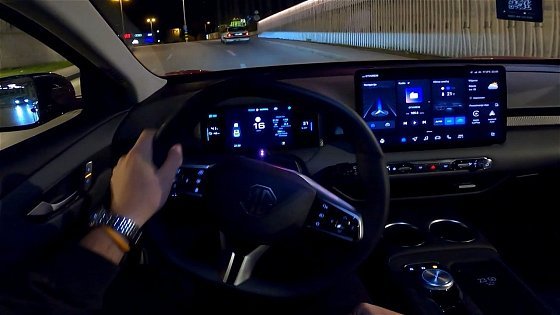 Video: MGS5 EV [64 kWh, 231 HP] Night POV test drive | Co-driver view | CARiNIK