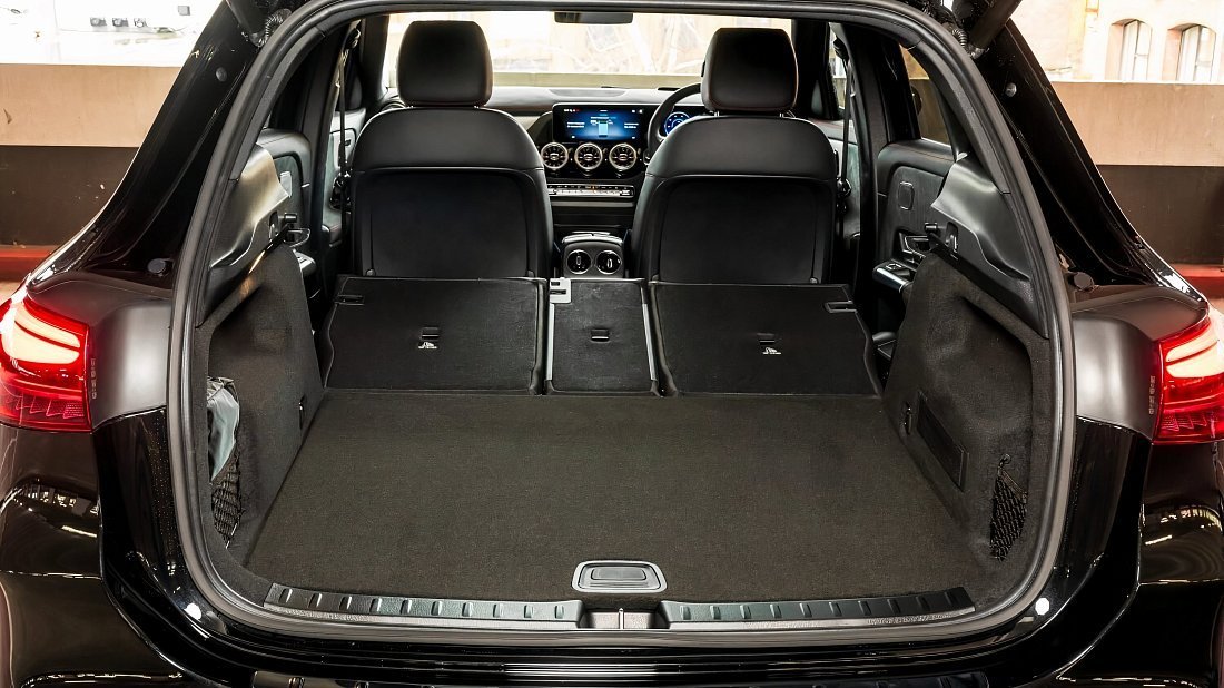 Mercedes EQA 300 4MATIC (2023-…) trunk, boot, expanded, folded seats, maximum volume, max cargo, max capacity, max storage