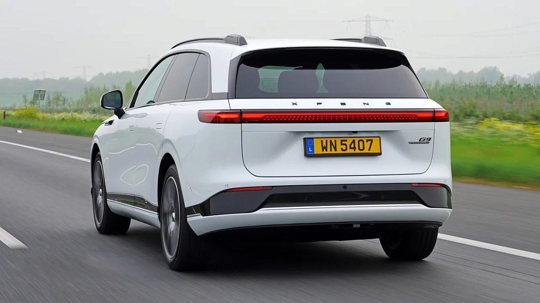 XPENG G9 RWD Long Range (2023-…) rear view, taillights, trunk, spoiler, badge, bumper, exterior