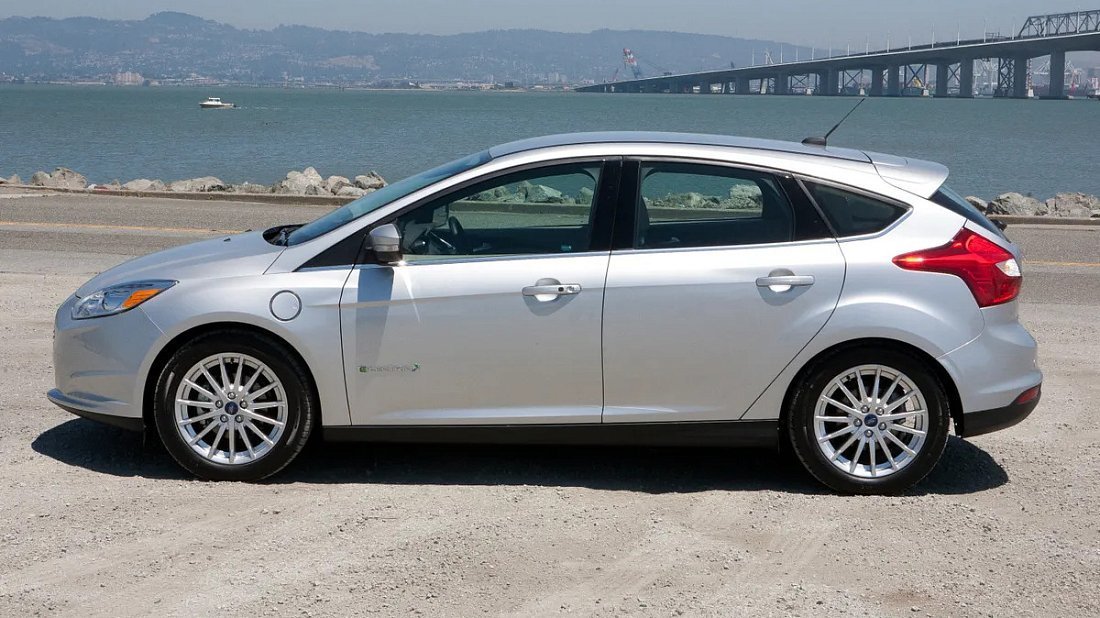Ford Focus Electric 23 kWh (2011-2017) side profile, silhouette, doors, wheels, exterior