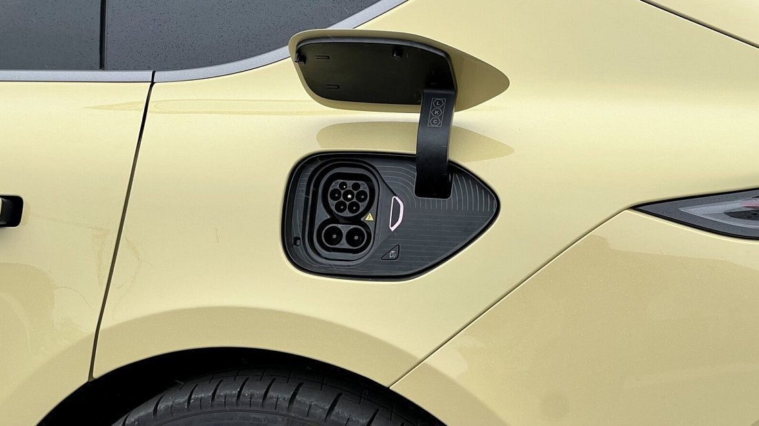 NIO ET5 Long Range (2022-…) charge port Europe, charging, inlet, plug, connector