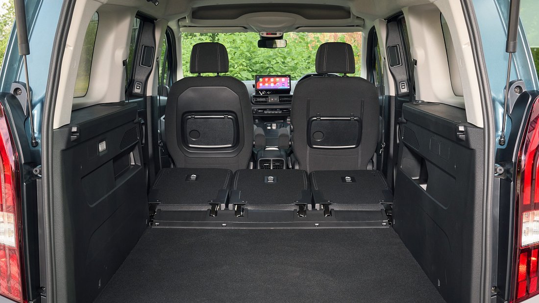 Peugeot e-Rifter XL 50 kWh (2024-...) trunk, boot, expanded, folded seats, maximum volume, max cargo, max capacity, max storage