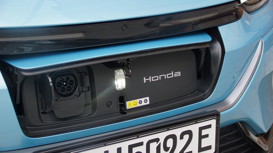 Honda eNy1 (2023-…) charge port Europe, charging, inlet, plug, connector