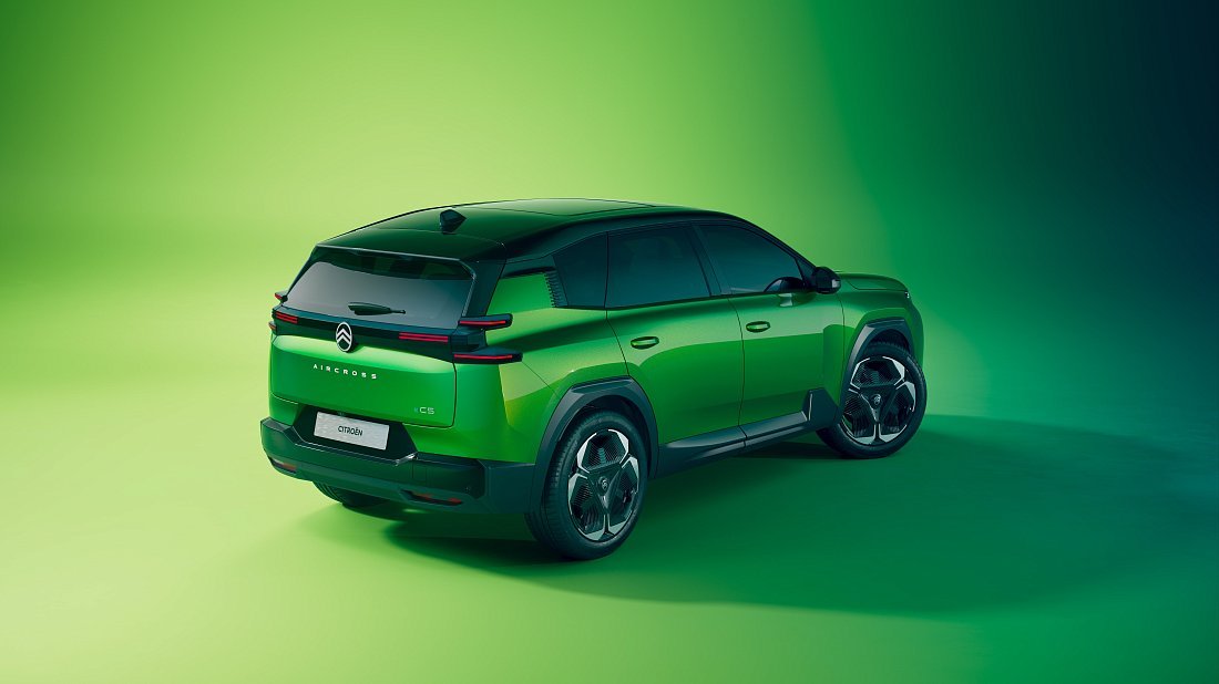 Citroën C5 Aircross Long Range (2025-…) rear quarter photo, three-quarter view, diagonal, exterior