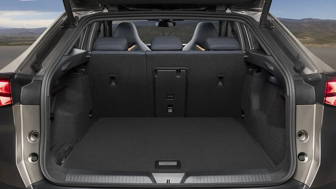 Cupra Tavascan VZ (2023-…) trunk, boot, seats up, seats upright, cargo space, cargo volume, cargo capacity, storage