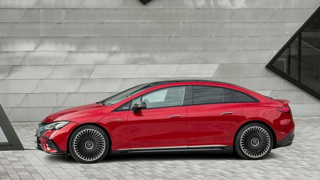 Mercedes EQE AMG 43 4MATIC (2022-…) side profile photo, silhouette, doors, wheels, exterior