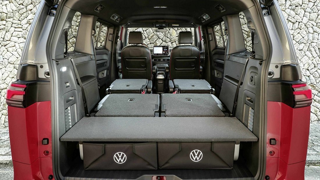 Volkswagen ID.Buzz Long GTX (2024-…) trunk, boot, expanded, folded seats, maximum volume, max cargo, max capacity, max storage