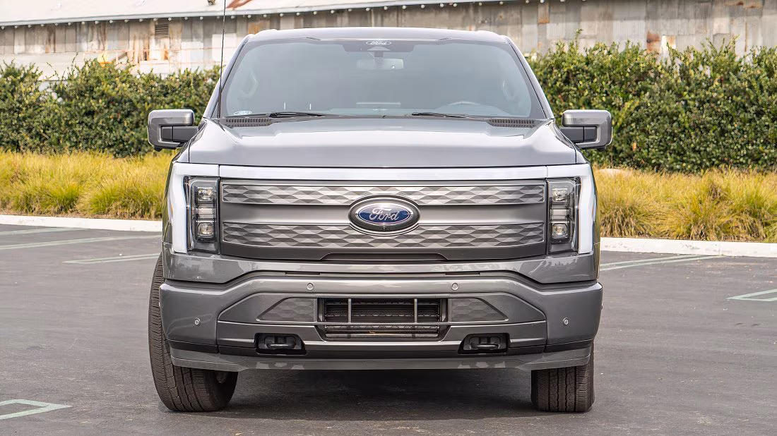 Ford F-150 Lightning Extended Range (2022-…) front fascia, grille, headlights, bumper, exterior