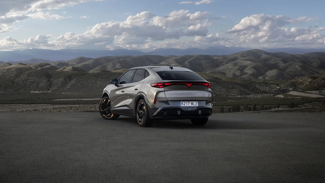Cupra Tavascan VZ (2023-…) rear view, taillights, trunk, spoiler, badge, bumper, exterior