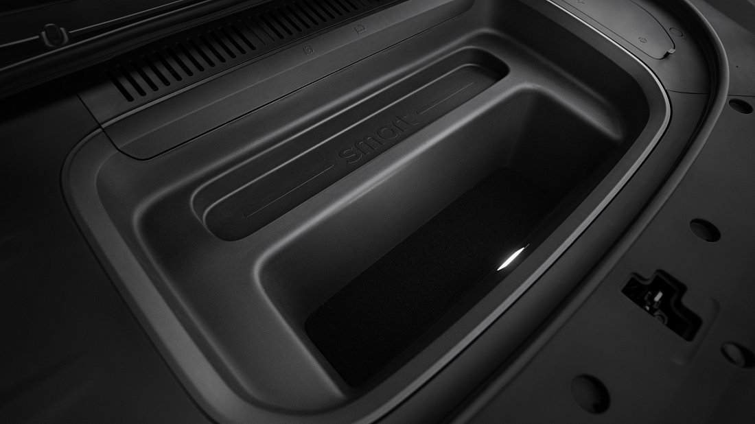Smart #5 Summit Edition (2025-…) frunk photo, front trunk, under hood, storage, cargo, capacity, bonus space