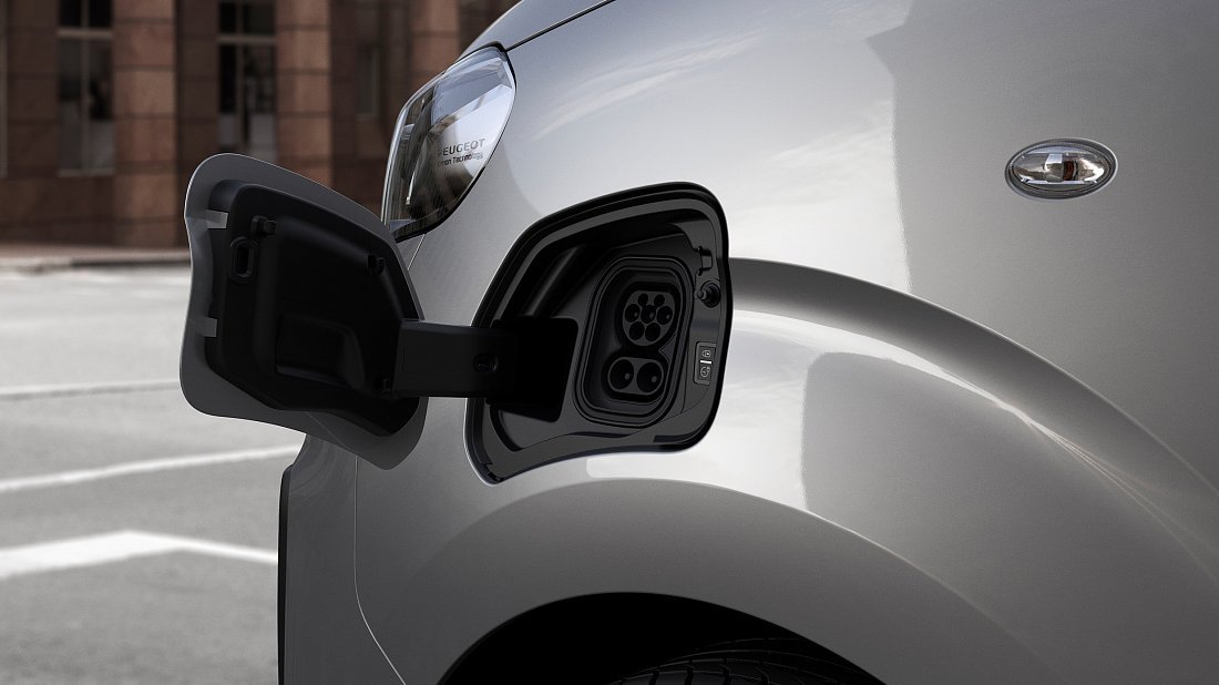 Peugeot e-Expert Combi Standard 75 kWh (2021-2024) charge port Europe, charging, inlet, plug, connector
