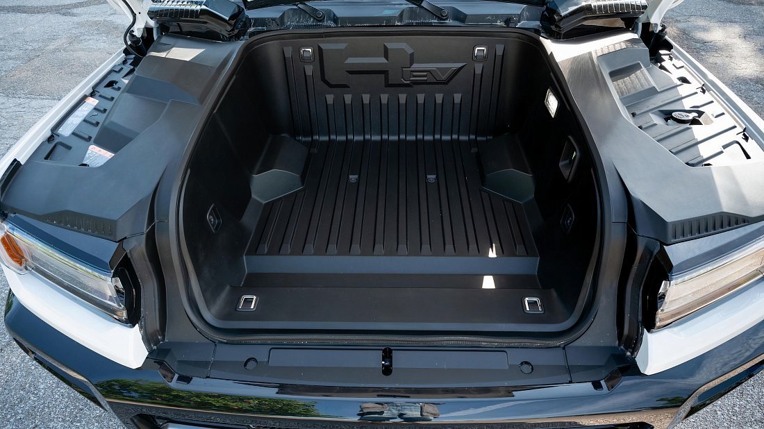 GMC Hummer EV Pickup 2X (2023-…) frunk, front trunk, under hood, storage, cargo, capacity, bonus space
