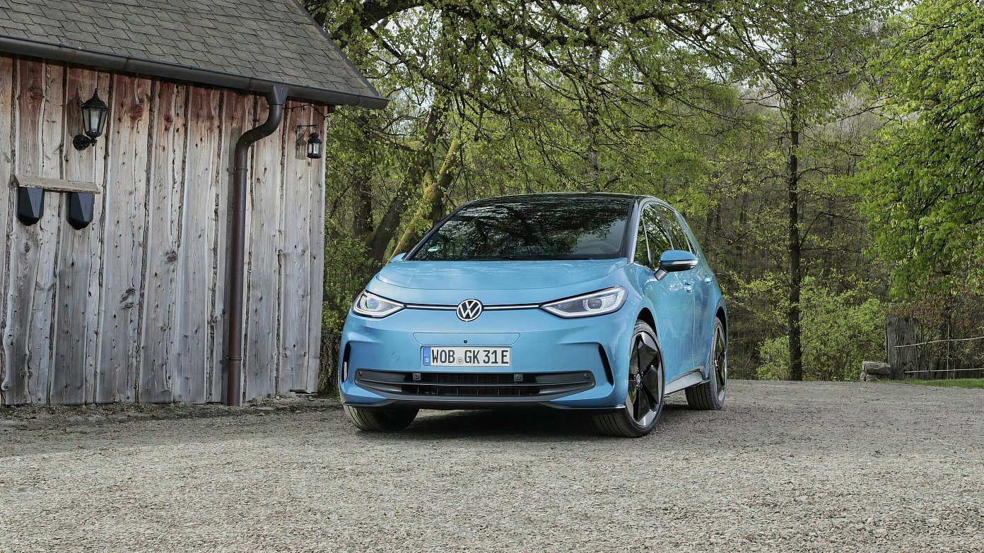 Buy used Silver Audi Rs7. – PLC Auction, image size:1392x783