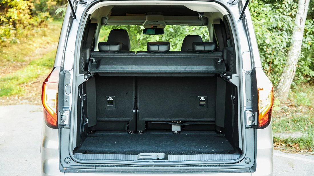Nissan Townstar Evalia EV L1 (2023-…) trunk, boot, seats up, seats upright, cargo space, cargo volume, cargo capacity, storage