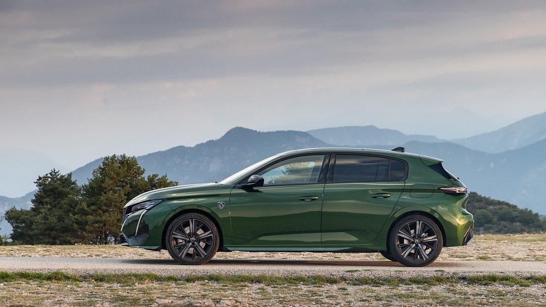 Peugeot e-308 Hatchback (2023-…) side profile, silhouette, doors, wheels, exterior