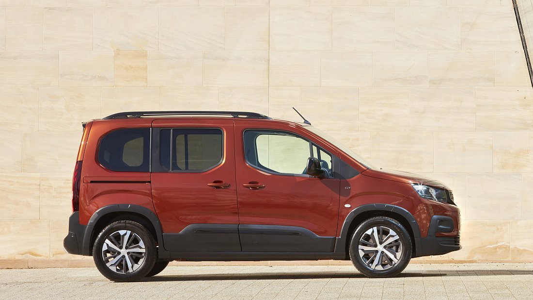 Peugeot e-Rifter Standard 50 kWh (2021-2024) side profile, silhouette, doors, wheels, exterior