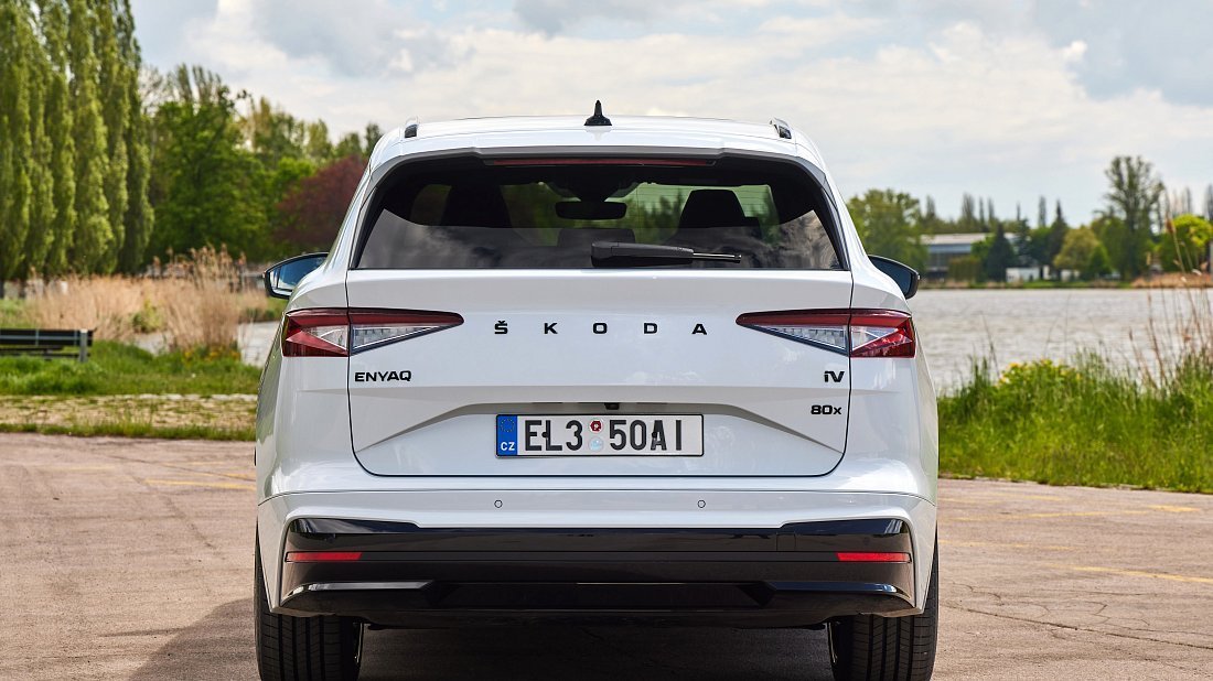Škoda Enyaq 60 (2023-2024) rear view, taillights, trunk, spoiler, badge, bumper, exterior