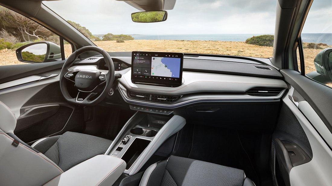 Škoda Elroq 85 (2024-...) interior, front seat, driver seat, dashboard, steering wheel, infotainment, cockpit
