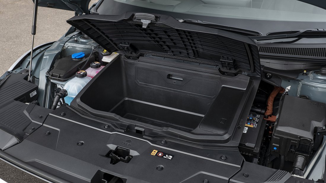 Hyundai Ioniq 5 XRT (2025-...) frunk, front trunk, under hood, storage, cargo, capacity, bonus space