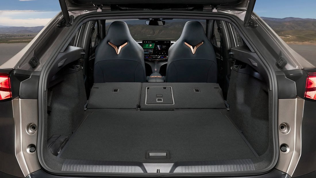 Cupra Tavascan Endurance (2023-…) trunk, boot, expanded, folded seats, maximum volume, max cargo, max capacity, max storage