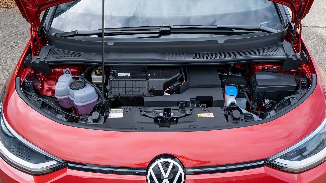 Volkswagen ID.3 GTX (2024-…) frunk, front trunk, under hood, storage, cargo, capacity, bonus space