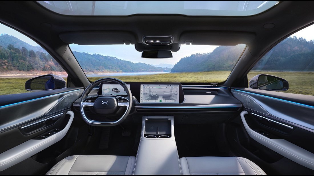 XPENG P7 AWD Performance (2023-…) interior, front seat, driver seat, dashboard, steering wheel, infotainment, cockpit