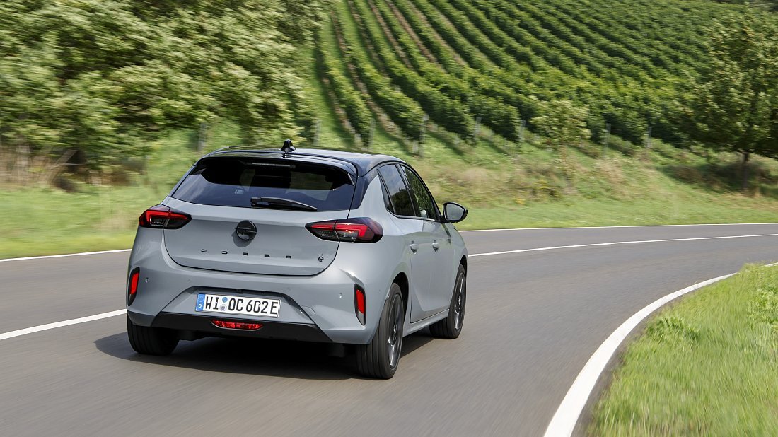 Opel Corsa Electric 51 kWh (2023-…) rear view, taillights, trunk, spoiler, badge, bumper, exterior