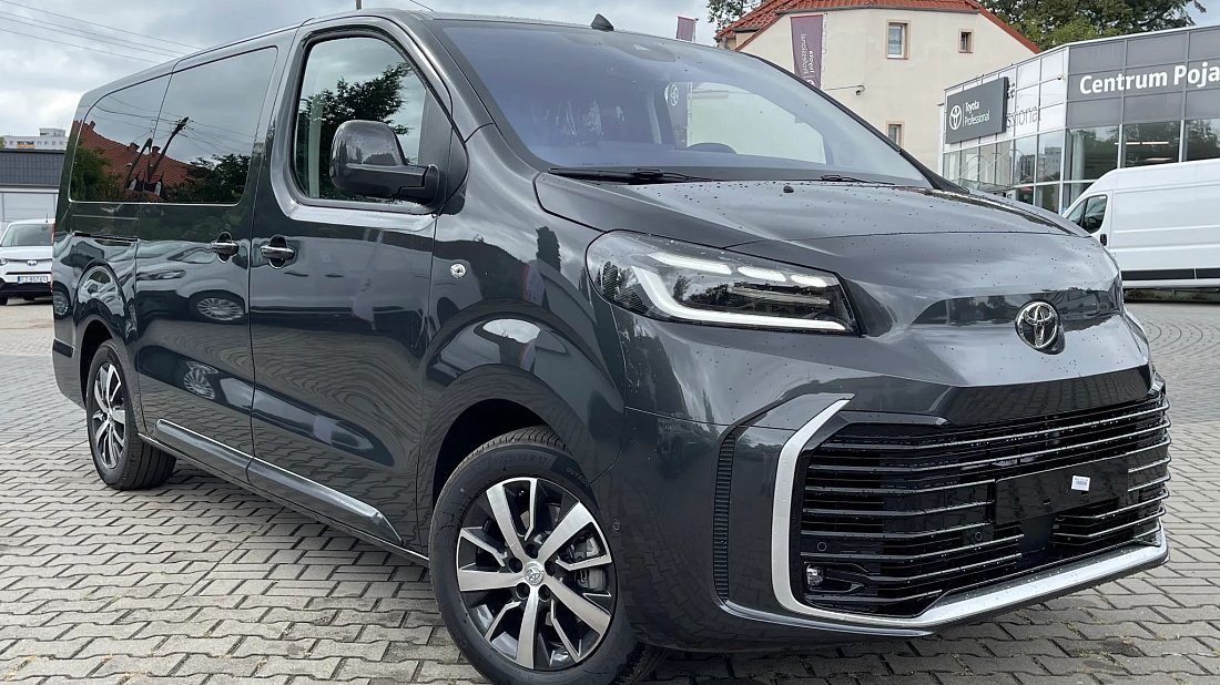 Toyota Proace Verso Electric L2 75 kWh (2024-...) front view, front quarter, diagonal, exterior