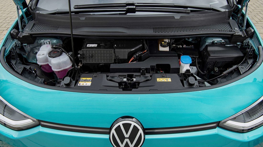Volkswagen ID.3 1st Edition (2019-2021) frunk photo, front trunk, under hood, storage, cargo, capacity, bonus space