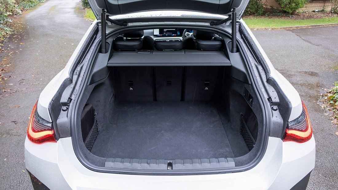 BMW i4 xDrive40 (2024-…) trunk, boot, seats up, seats upright, cargo space, cargo volume, cargo capacity, storage