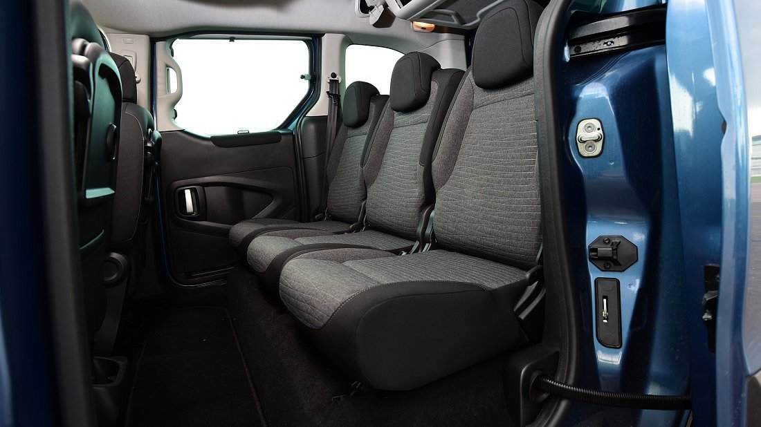 Citroën e-Berlingo Multispace (2017-2020) rear seats, back seats, passenger seats, legroom, headroom, interior