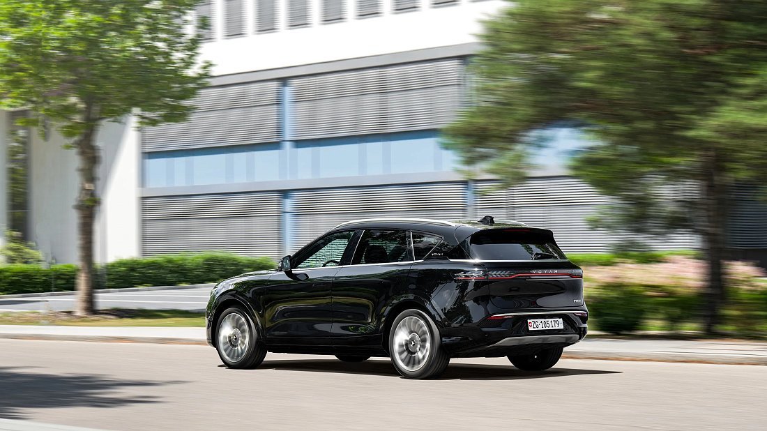 Voyah Free Electric Long Range (2022-...) rear quarter, three-quarter view, diagonal, exterior